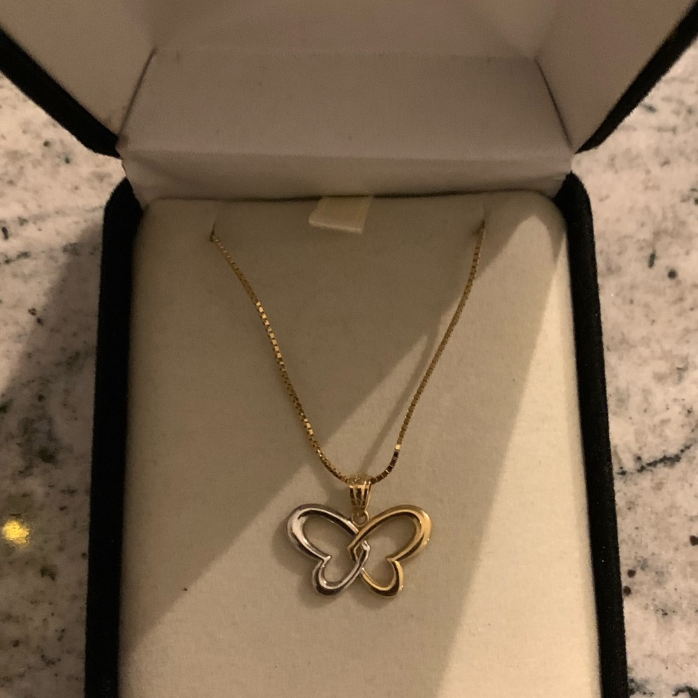 Kay Jewelers 14k Gold Butterfly Necklace